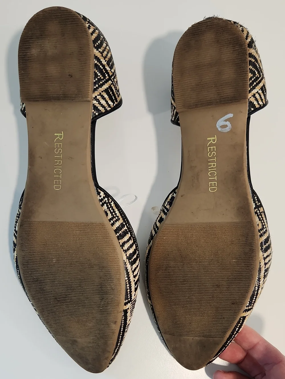 Restricted Women's Aztec Print D'Orsay Flats Size 10 - Picture 4 of 6